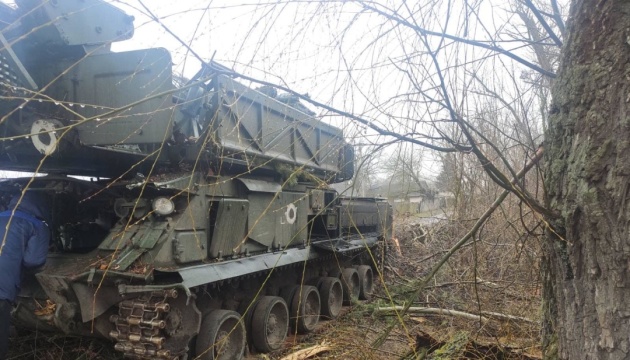 Українські військові захопили «Бук» росіян та боєприпаси до нього