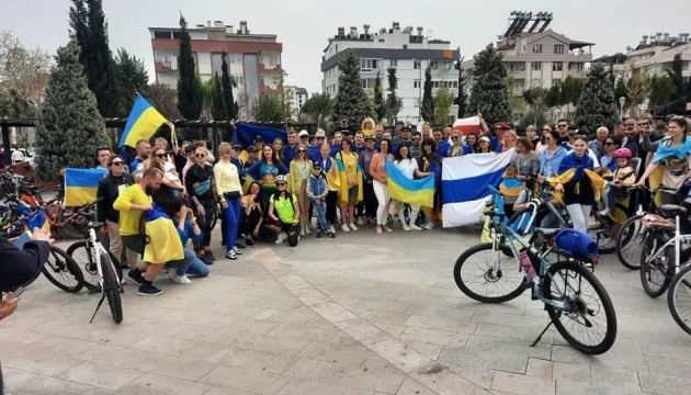 В Анталії відбувся велопробіг та мітинг на підтримку України 