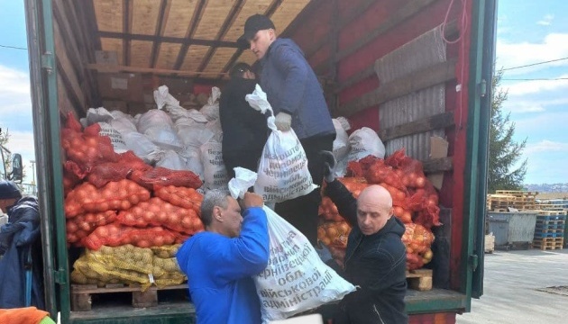 Із Буковини в Бучанський район Київщини відправили 5 тонн продуктів та ліків