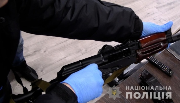 Поліція затримала за стрілянину з автомата мера Немирова