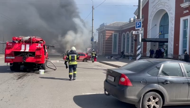 Ракетний удар по Краматорську: у лікарнях залишаються 64 постраждалих