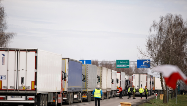 Активісти завершили блокування вантажівок з рф на польсько-білоруському кордоні
