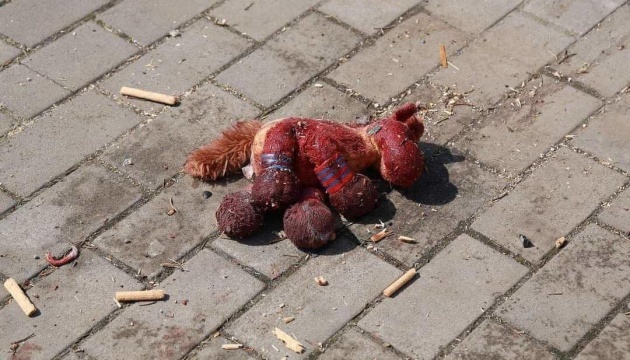 Ukraine : au moins 176 enfants tués dans les attaques russes
