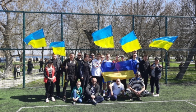 В окупованій Голій Пристані на Херсонщині провели турнір з мініфутболу під українським прапором