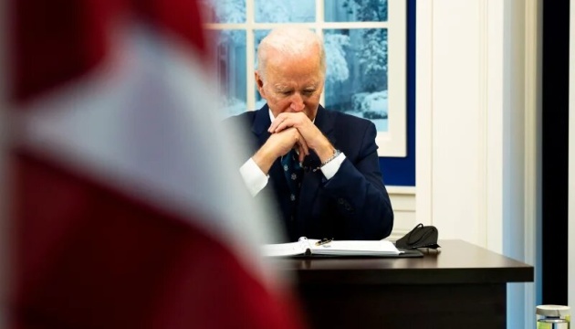 Biden nennt Raketenangriffe auf Kyjiw „Barbarei“