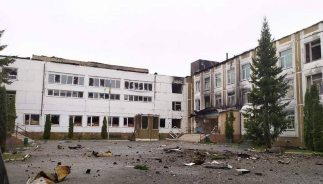 Школи в Ірпені вже не переповнені, а розбиті… Але навчання продовжується