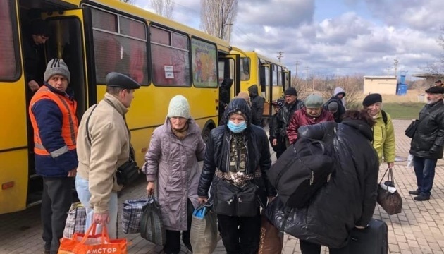 2,557 people evacuated today, including 289 from Mariupol – Vereshchuk
