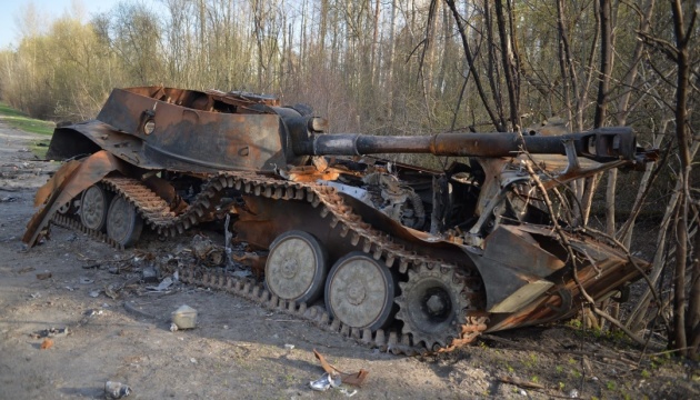 В Україні знищили вже 24900 загарбників, 1110 танків та 199 літаків рф