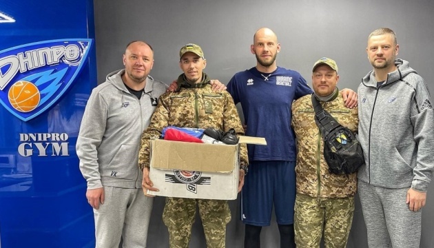 БК «Дніпро» передав чергову допомогу військовослужбовцям ЗСУ