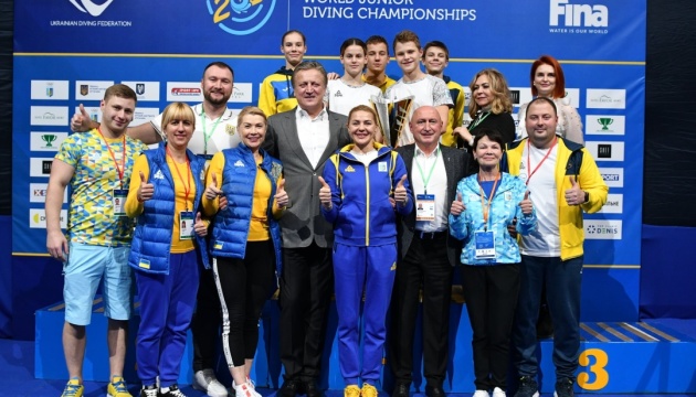 Як українські стрибуни у воду готуються до чемпіонату світу
