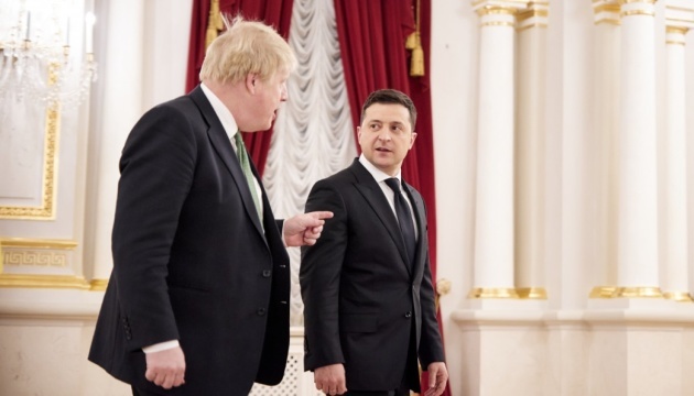 UK PM Johnson praises bravery of Ukrainian forces