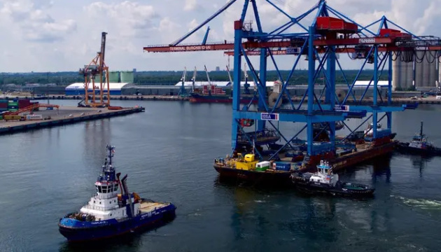 Estonia, Bulgaria ban Russian ships from ports