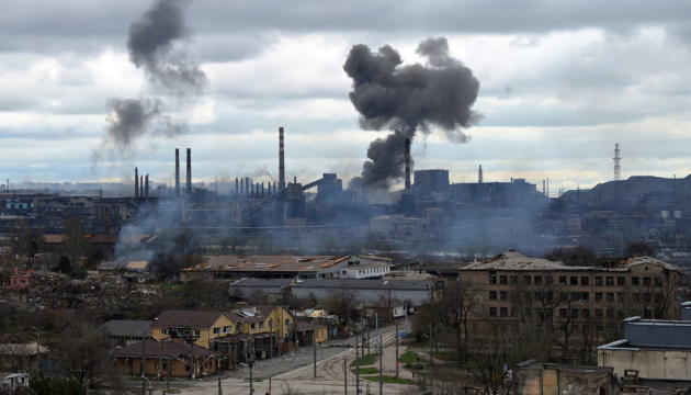 Mariupol defenders: Azovstal steelworks destroyed, many people under rubble
