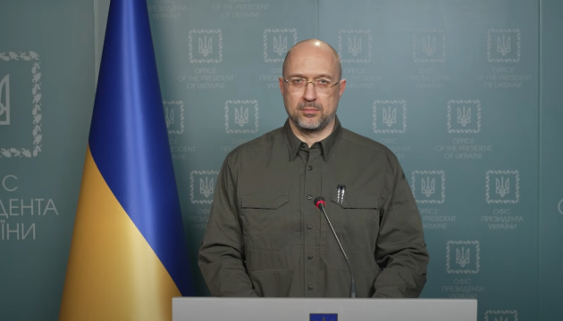 Кількість цивільних жертв в Україні у десятки разів перевищує військові – Шмигаль
