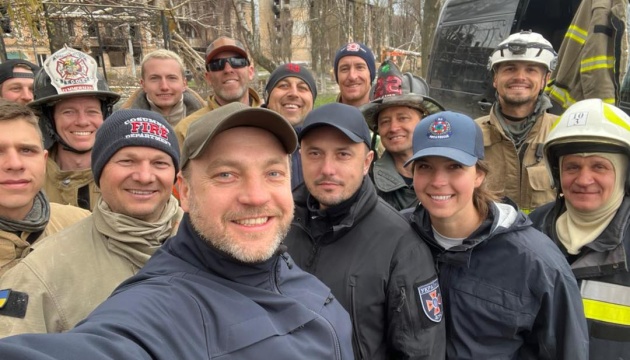 Первые иностранные команды спасателей прибыли в Украину – МВД