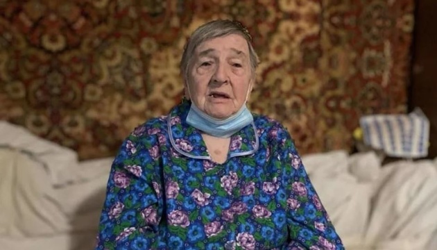 У підвалі Маріуполя померла 91-річна жінка, яка пережила Голокост