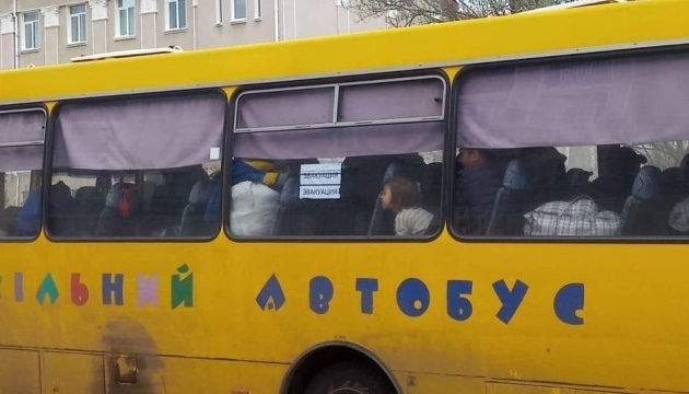 Із обстрілюваної Попасної на Луганщині вдалося евакуювати ще 60 місцевих жителів – Гайдай