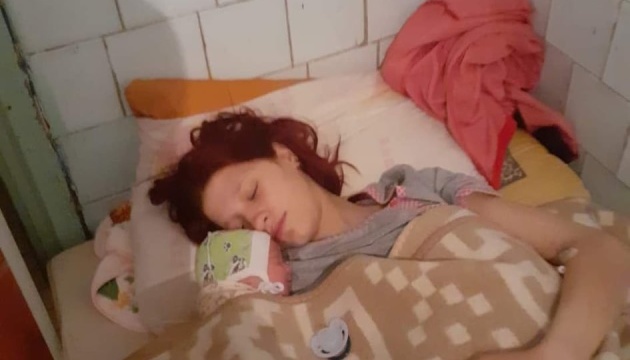 На Луганщині лисичанські лікарі під мінометним обстрілом прийняли пологи у молодої жінки