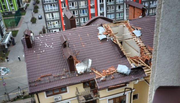 Загарбники пошкодили понад 25 тисяч об’єктів на Київщині