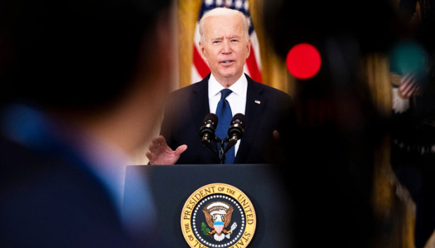 Joe Biden annonce une nouvelle aide militaire de 800 millions de dollars pour l'Ukraine