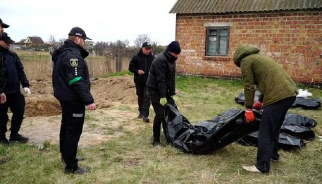 На Київщині виявили тіла ще 11 осіб, убитих загарбниками 