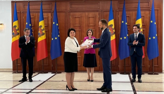 Молдова заповнила опитувальник про готовність вступити до ЄС