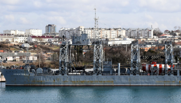 На місце затоплення крейсера «москва» рф відправила 110-річне рятувальне судно