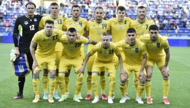 Збірна України з футболу на товариські матчі вийде у новій формі 