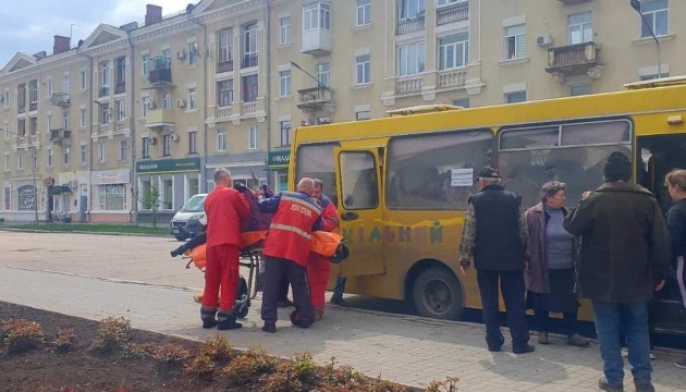 Із Луганщини, попри обстріли агресора, в суботу евакуювали 114 людей
