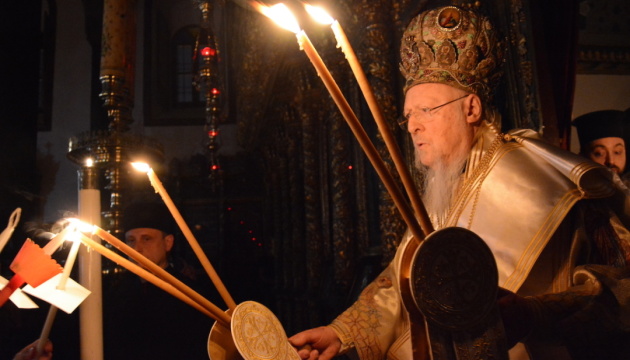 Вселенський патріарх на Великодній службі закликав до припинення війни в Україні