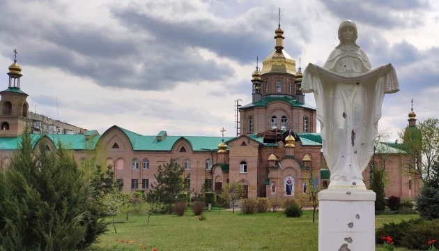 ‘Russian world’ causes damage to seven Orthodox churches and Islamic cultural center in Luhansk Region