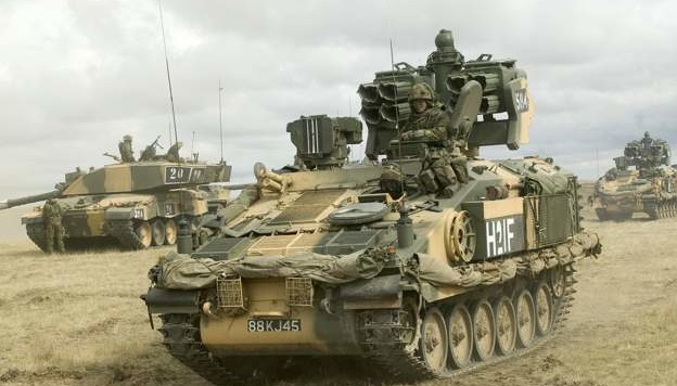 英国、ウクライナにストーマー装甲車を供与へ