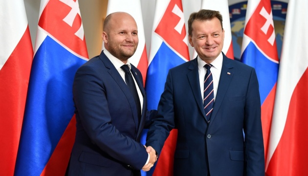 Польща і Словаччина запевнили, що продовжуватимуть надавати Україні військову допомогу