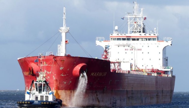 Україна закликає Нідерланди випровадити з порту Амстердама танкер із російською нафтою