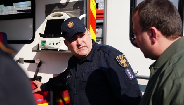 Сергій Борзов вручив рятувальникам Вінниччини пожежні автомобілі та новітнє спорядження 