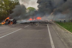 16 killed in tanker truck crash in Rivne region