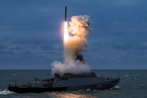 росія тримає у Чорному морі три судна з 24 ракетами «Калібр»