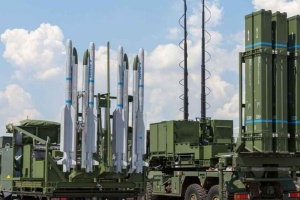Україна першою у світі отримає на озброєння новітні зенітно-ракетні комплекси IRIS-T - Ігнат
