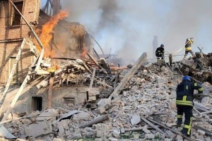 Враг ударил по Северодонецку и Лисичанску: горели жилые кварталы