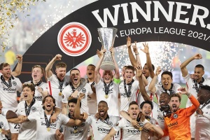 «Айнтрахт» обыграл «Рейнджерс» в финале Лиги Европы УЕФА