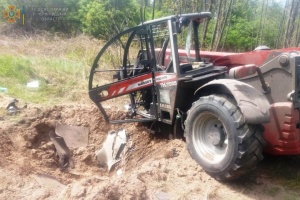 На Чернігівщині трактор наїхав на боєприпас