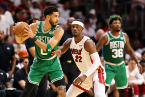 «Бостон» обыграл «Майами» и сравнял счет в полуфинальной серии плей-офф НБА