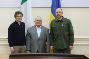 Shmygal trata con jefes de las cámaras del parlamento irlandés la reconstrucción en Ucrania y seguridad alimentaria