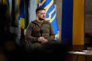 Zelensky orders Shmyhal to consider introducing visas for Russians