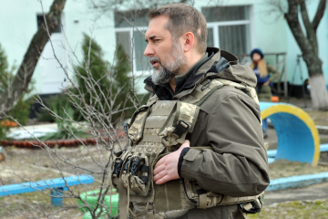 ‘Nobody surrenders Donbas’: Haidai assures that Luhansk region holding on