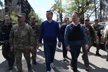 Ministros de Asuntos Exteriores de Dinamarca y Ucrania visitan Irpin 