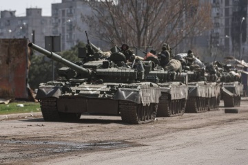 Russen wollen Lysytschansk blockieren, bei Slowjansk gruppieren seine Truppen neu - Generalstab