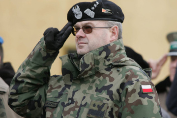 ウクライナの反攻には最新戦車の大隊が１６〜２０個必要＝ポーランド将軍