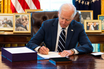 US-Präsident Biden unterzeichnet Lend-Lease-Gesetz für die Ukraine