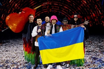 Eurovision winners Kalush Orchestra to auction off award to help Ukraine’s Army